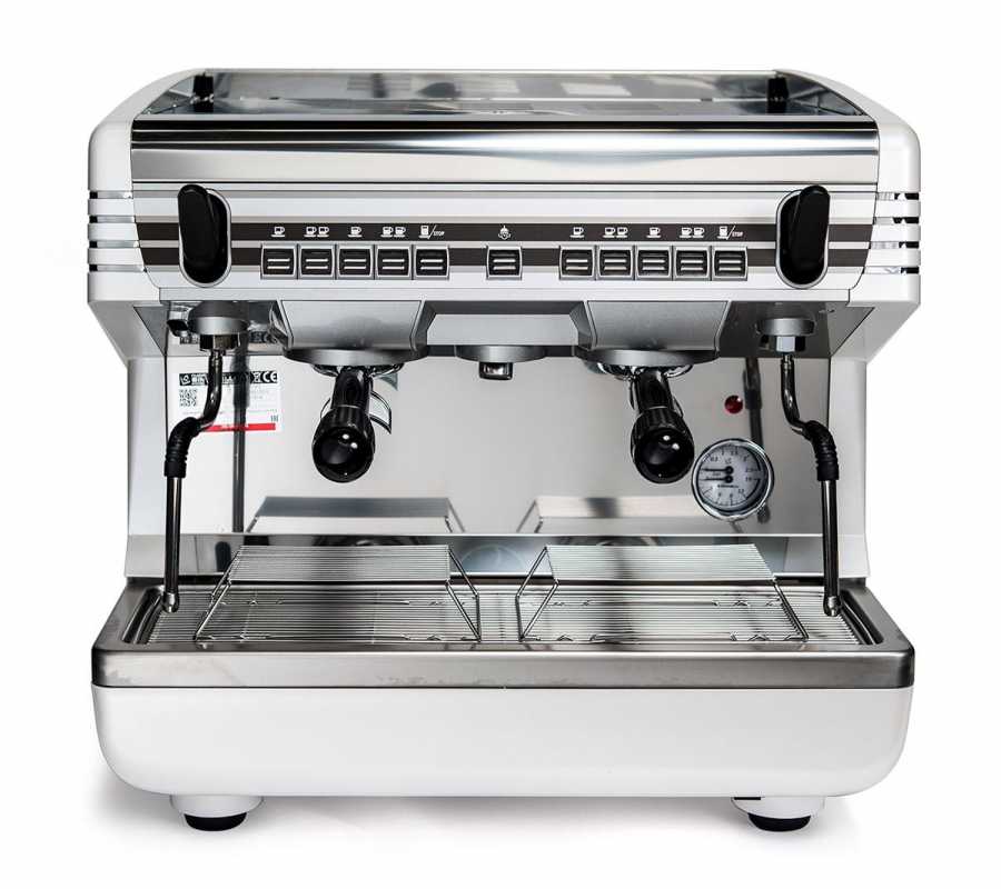 nuova-simonelli-appia-compact-volumetrik-kahve-makinasi-2-gruplu-1785.jpg Nuova Simonelli Appia Compact Volümetrik Kahve Makinası, 2 Gruplu - Görsel 1